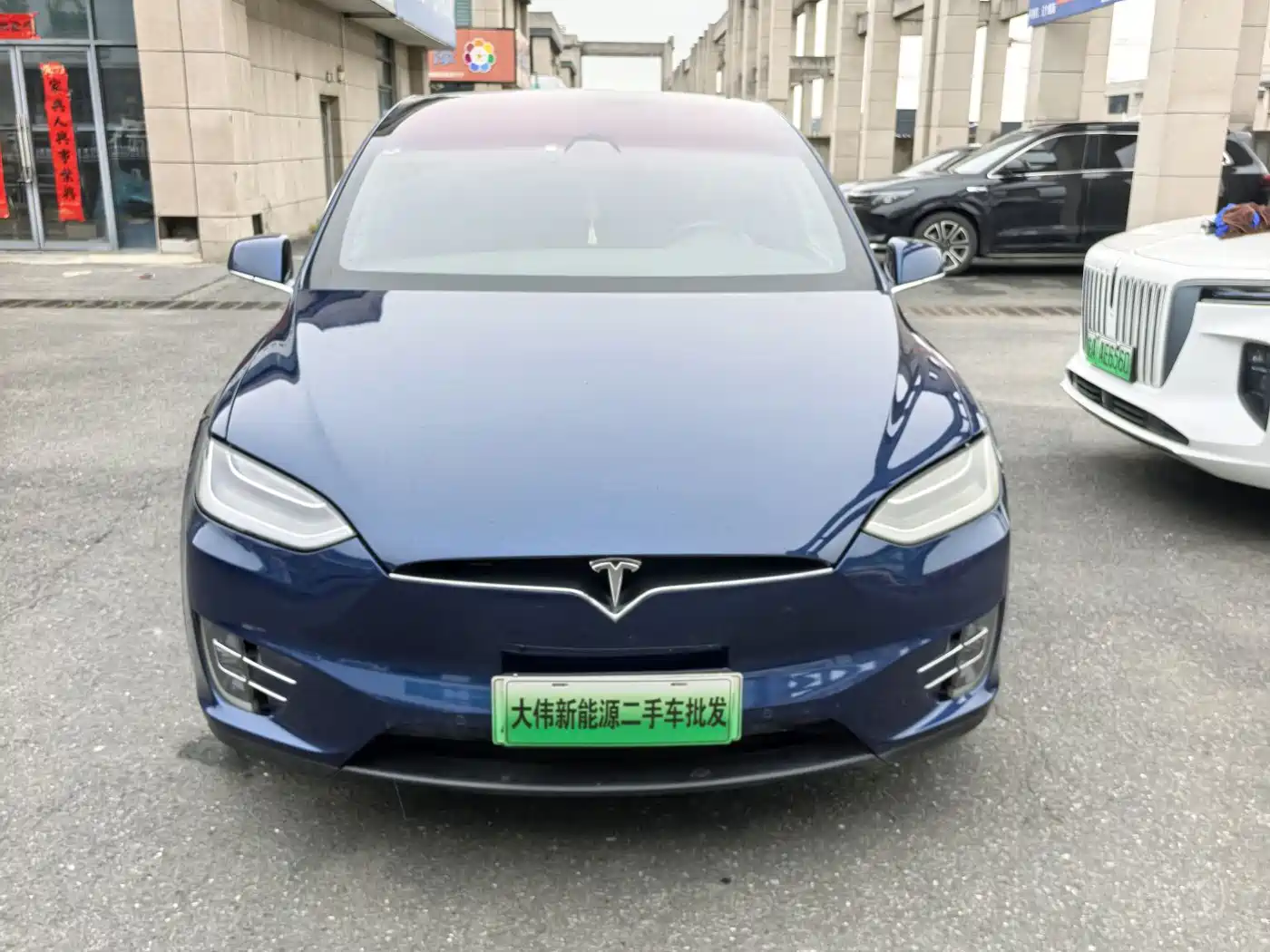 TESLA MODEL X