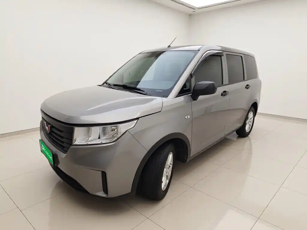 Wuling Motors Wuling Hongguang PLUS 2021 2020 1.5L Manual Standard 5-seater