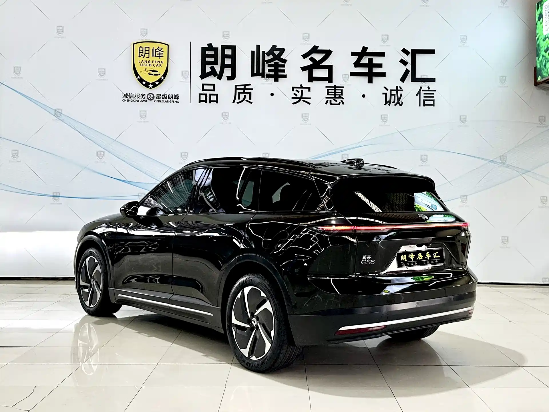 Фото 4 - NIO ES6