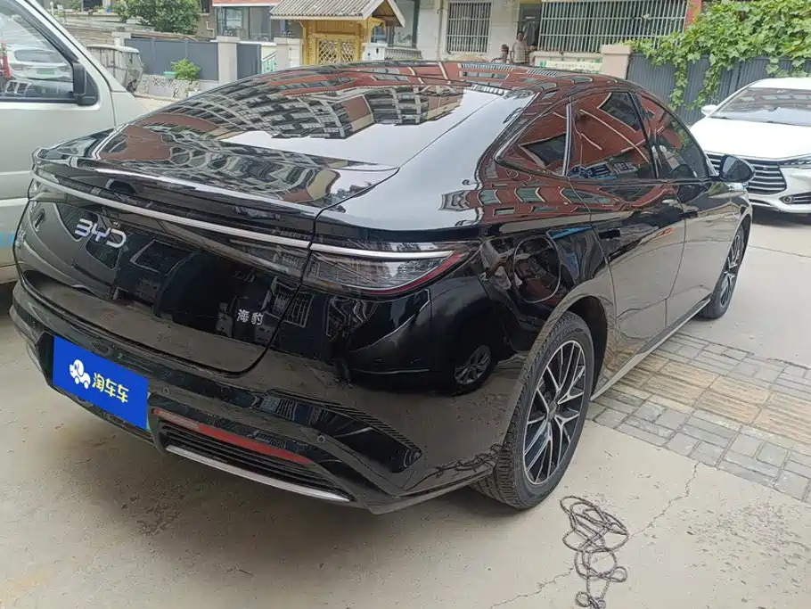 BYD Seal 2024 2023 DM-i 1.5T 121km Premium