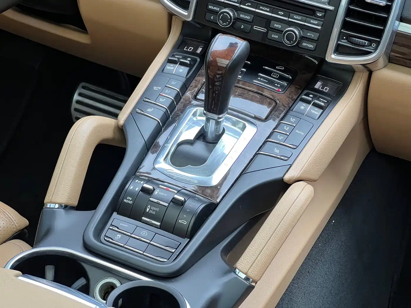 Porsche Cayenne 2015 Cayenne 3.0T фото 12