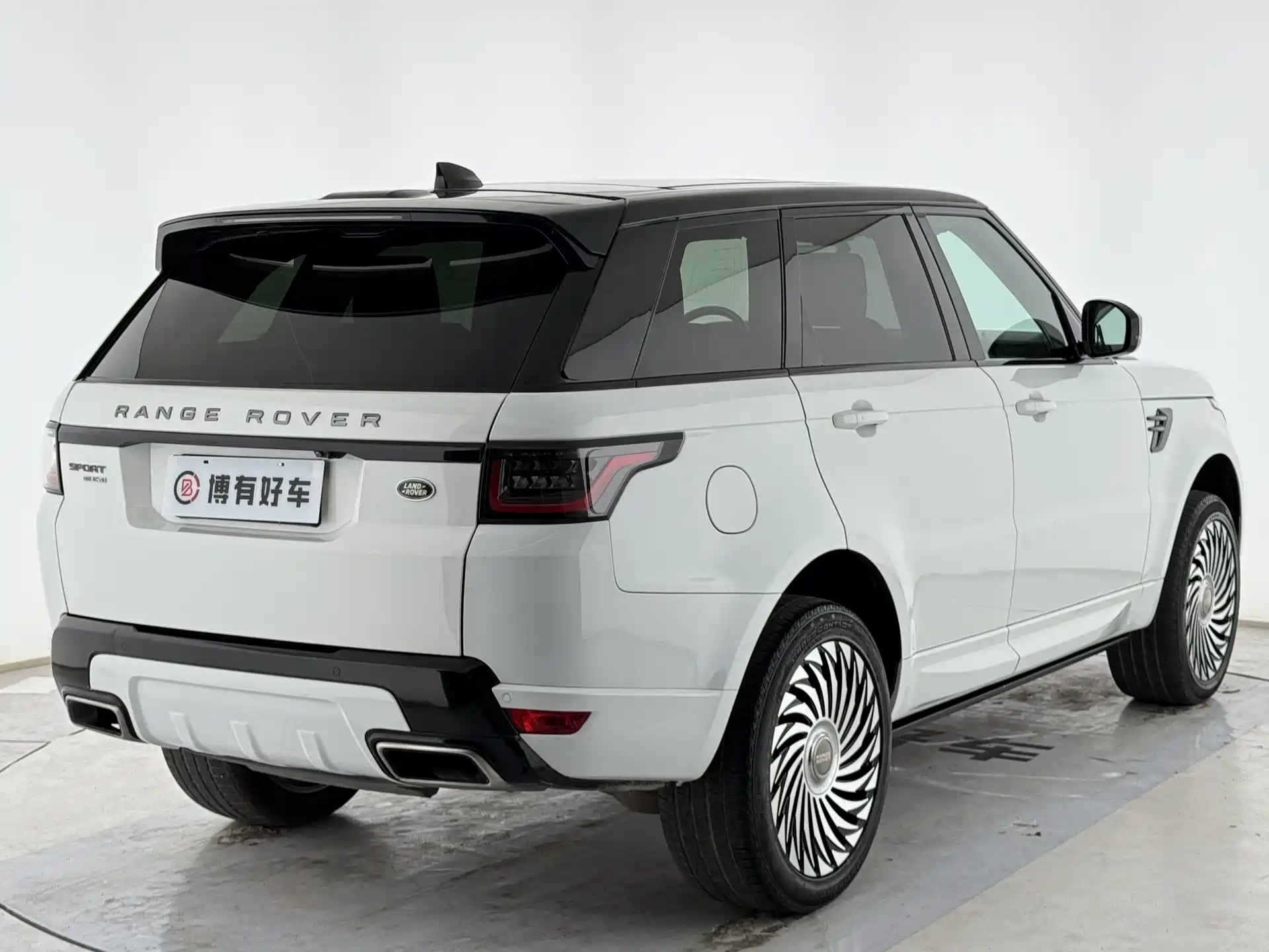 Фото 14 - Land Rover Range Rover Sport