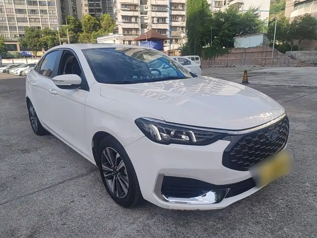 Ford Escort 2022 2021 1.5L Automatic Diamond Edition