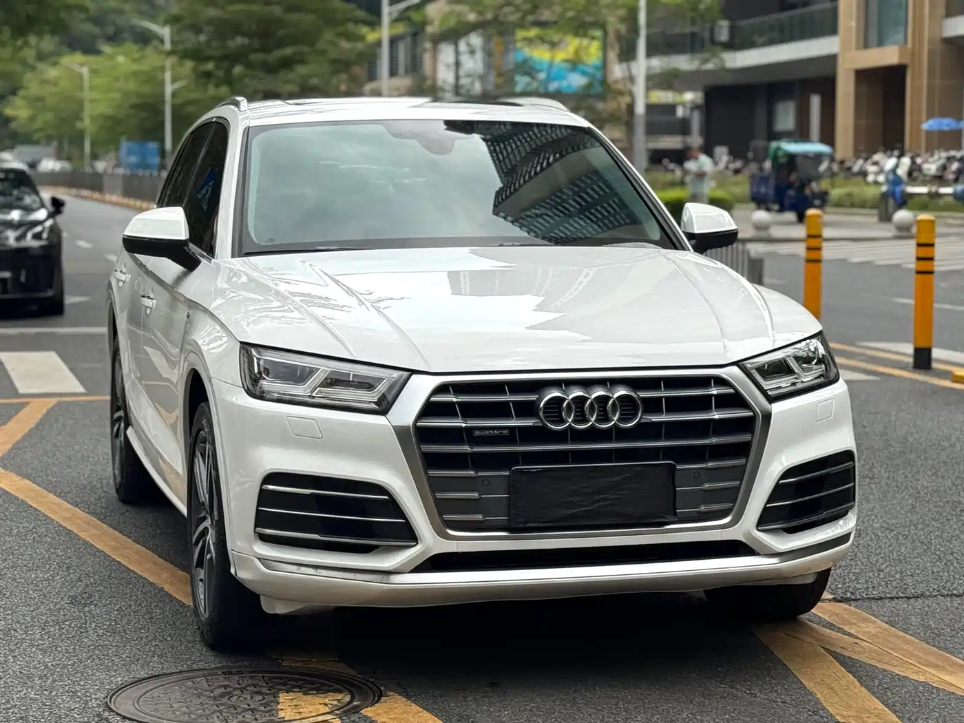 Audi Q5L 2020 Facelift 40 TFSI Honor Fashion фото 3