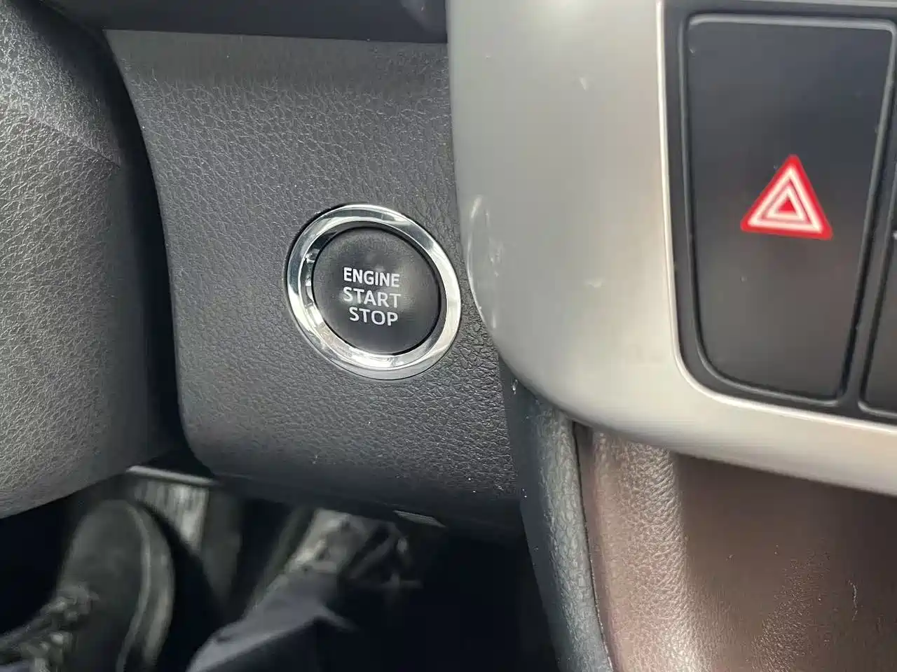 Toyota Highlander 2015 2.0T FWD Luxury Edition 7-seater фото 11