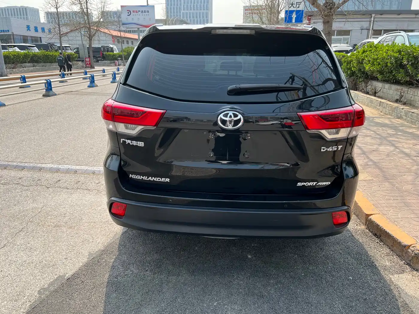Toyota Highlander 2021 2.0T AWD Luxury 7-Seater фото 7