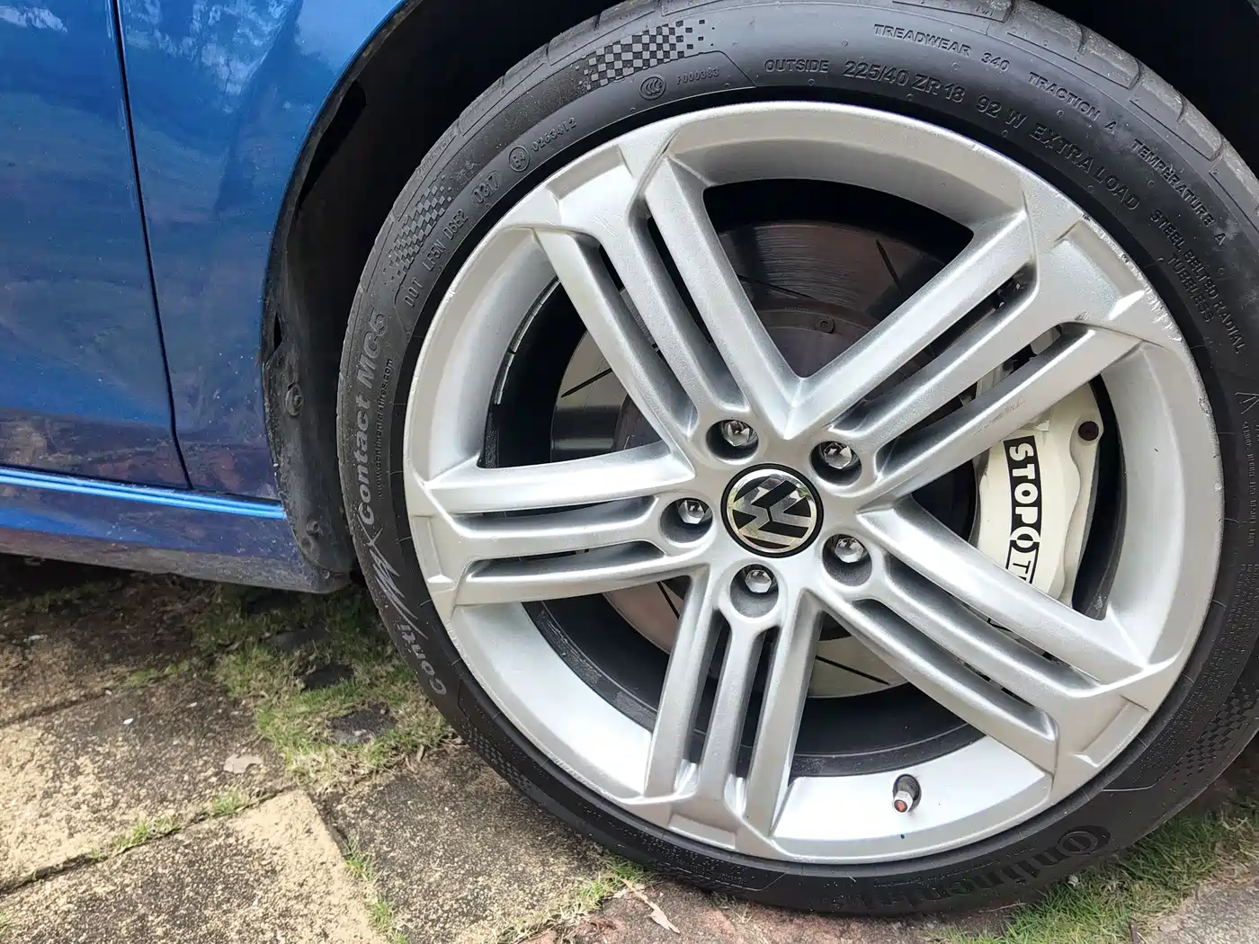 Volkswagen Golf (Import) 2011 2.0TSI R фото 42