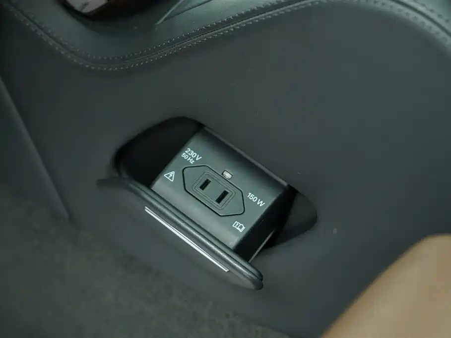 Audi A8 2014 A8L 45 TFSI quattro Luxury фото 24