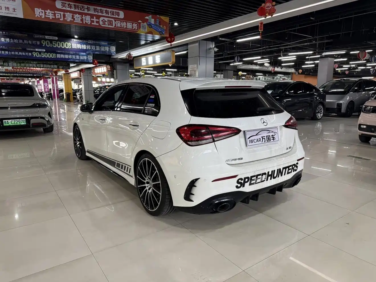 Mercedes-Benz A-Class AMG (Import) 2020 AMG A 35 4MATIC фото 3