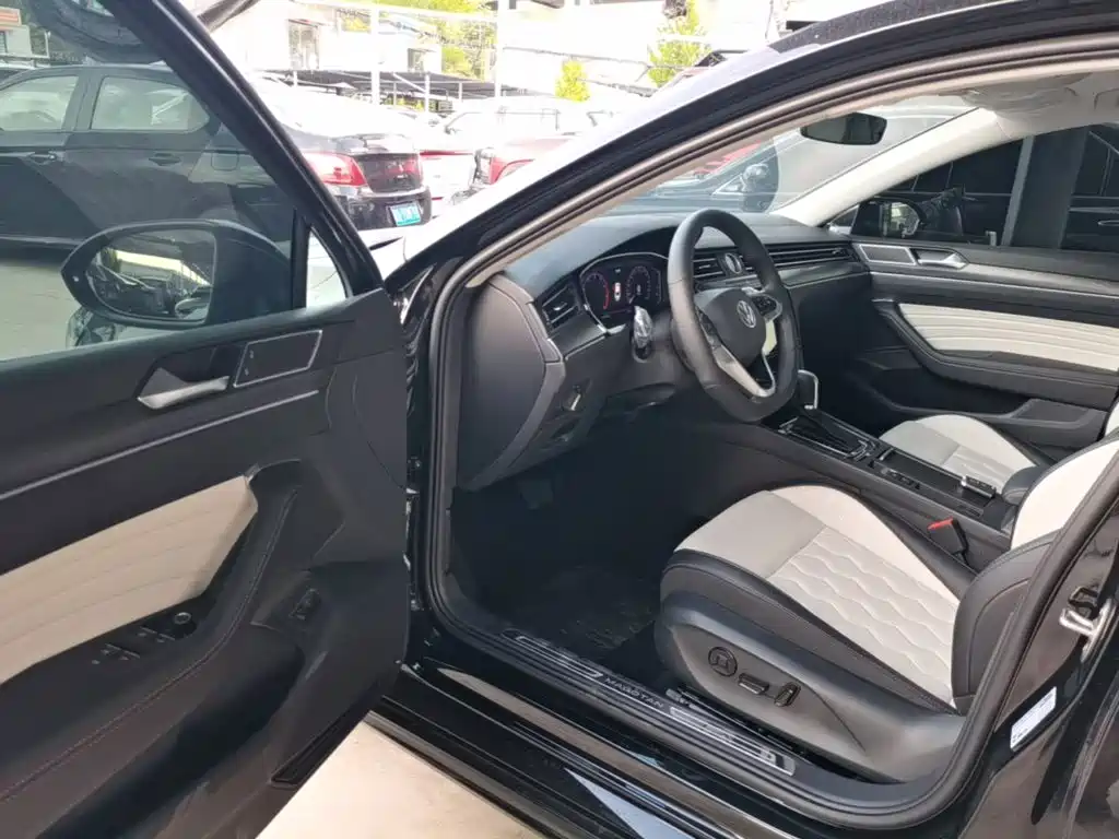 Volkswagen Magotan 2026 2026 Model 30 Million Special Selection 380TSI DSG Luxury