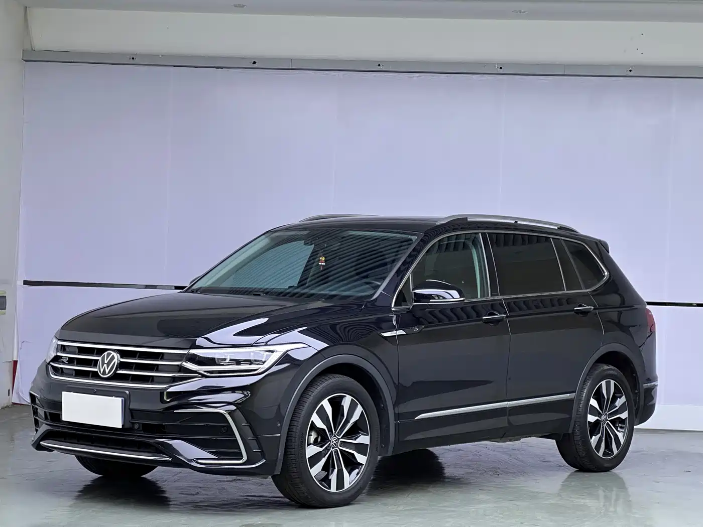 Volkswagen Tiguan L 2024 330TSI Automatic 2WD R-Line Premium Enjoyment Edition