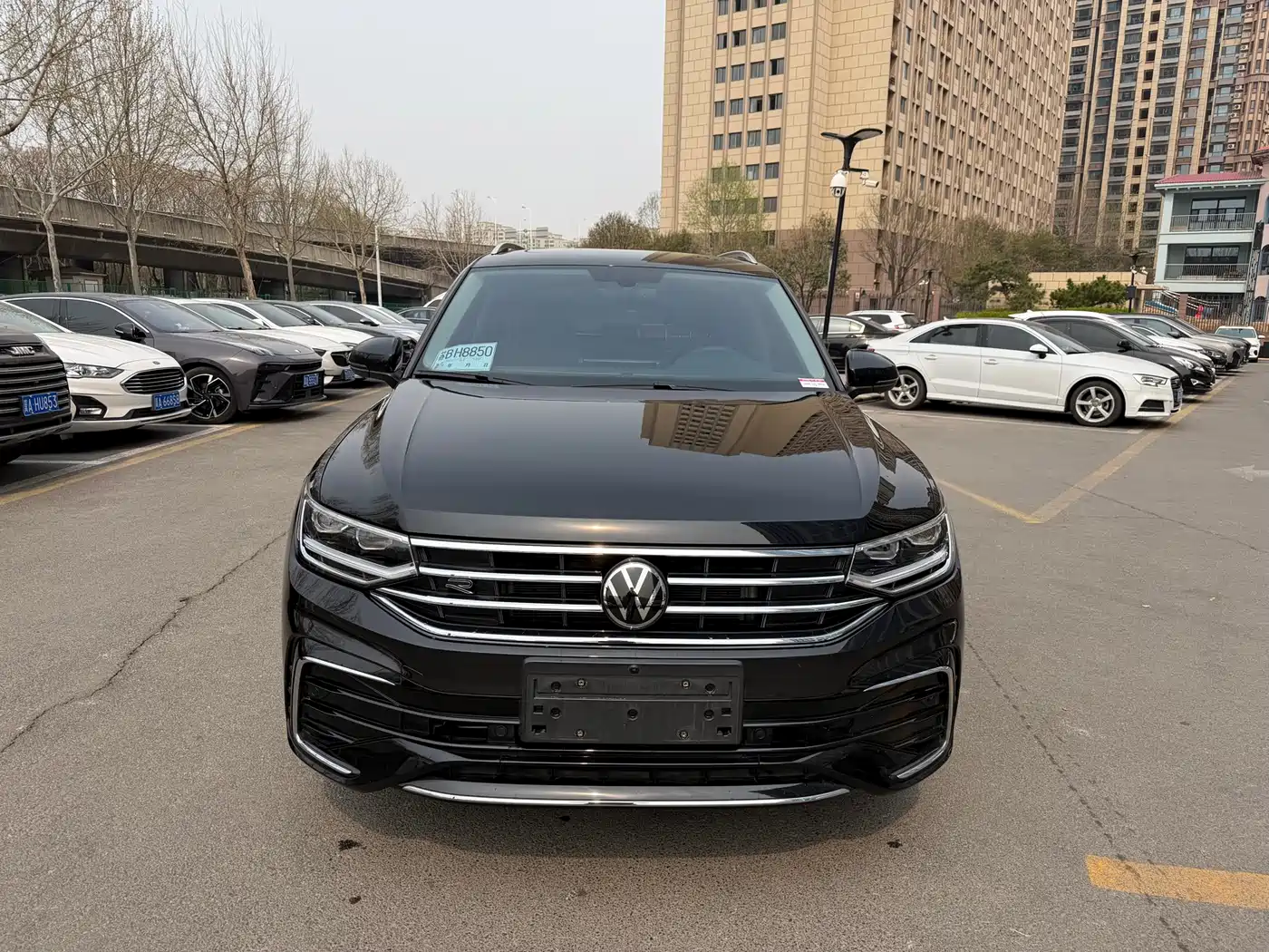 Volkswagen Tiguan L 2024 Outstanding 330TSI Auto 2WD R-Line Dragon Glory Edition фото 2