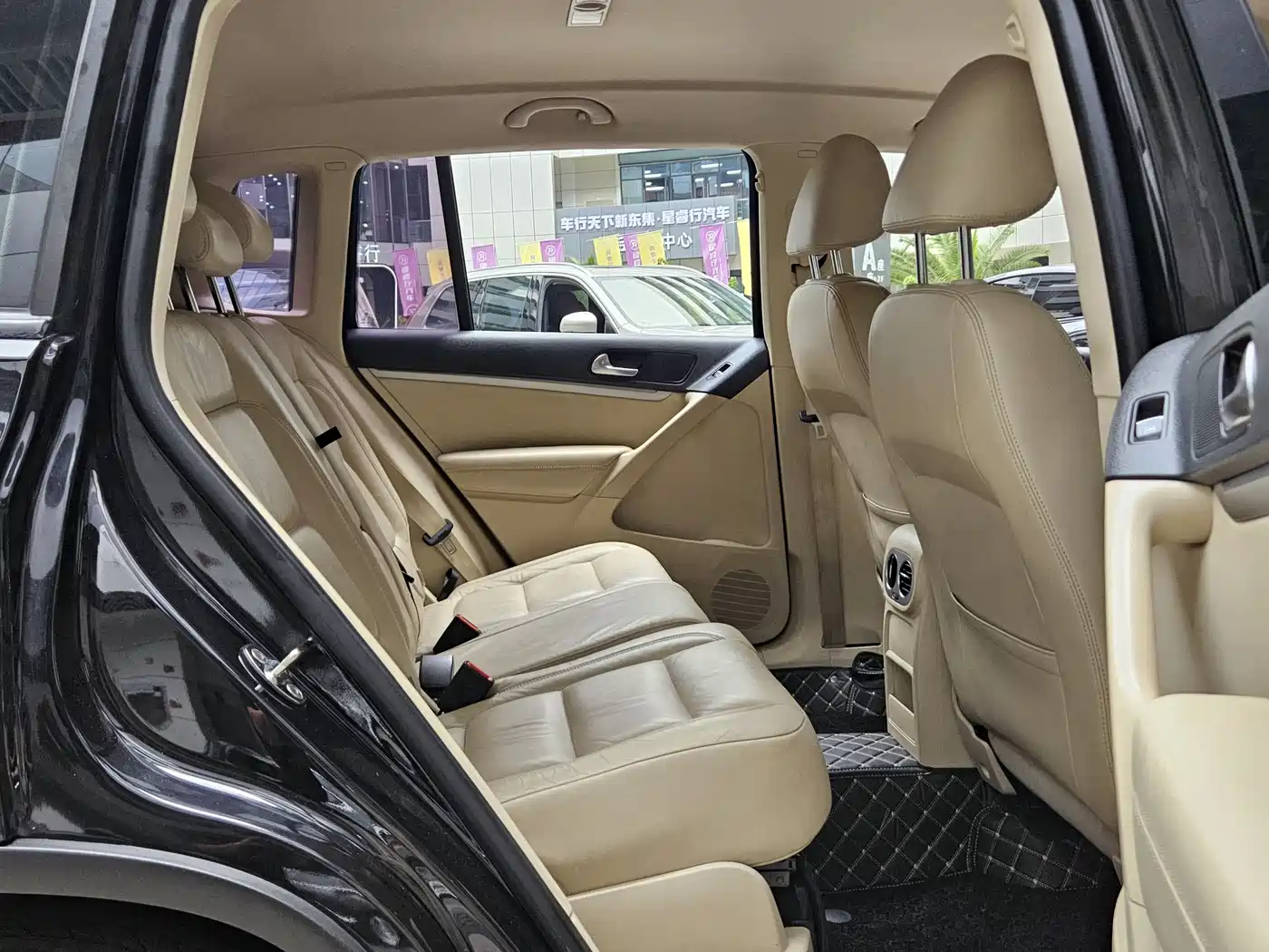 Volkswagen Tiguan 2013 1.8TSI Auto 2WD Comfort Edition фото 9