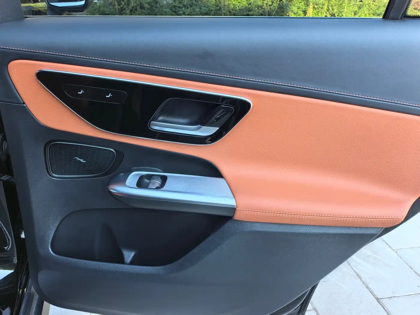 Mercedes-Benz GLC 2023 Facelift GLC 260 L 4MATIC Sport 5-Seater фото 25