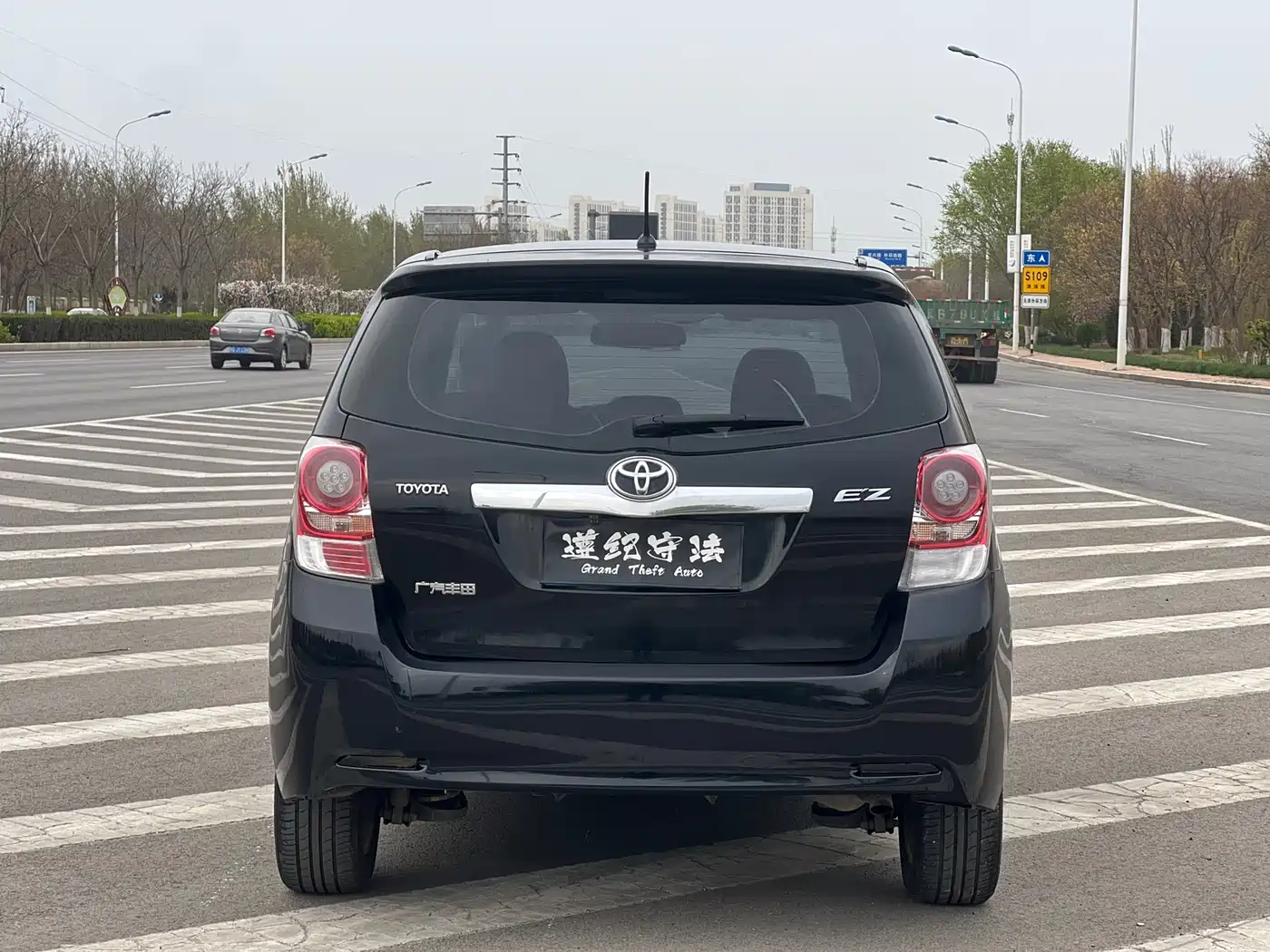 Toyota E'Z 2014 Xingyao 180E CVT Elite фото 21