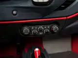 Фото 32 - Ferrari 488