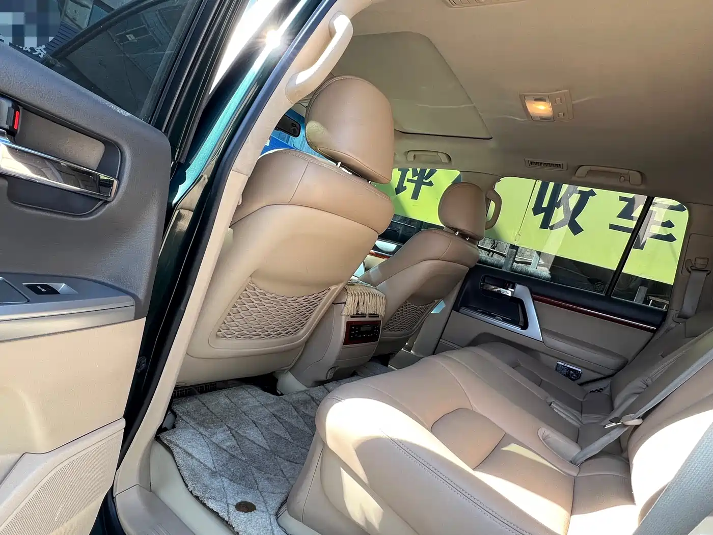Toyota Land Cruiser 2012 4.0L Automatic VX фото 5