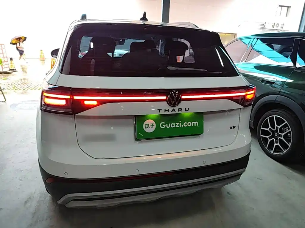 Photo 6 - Volkswagen Tharu