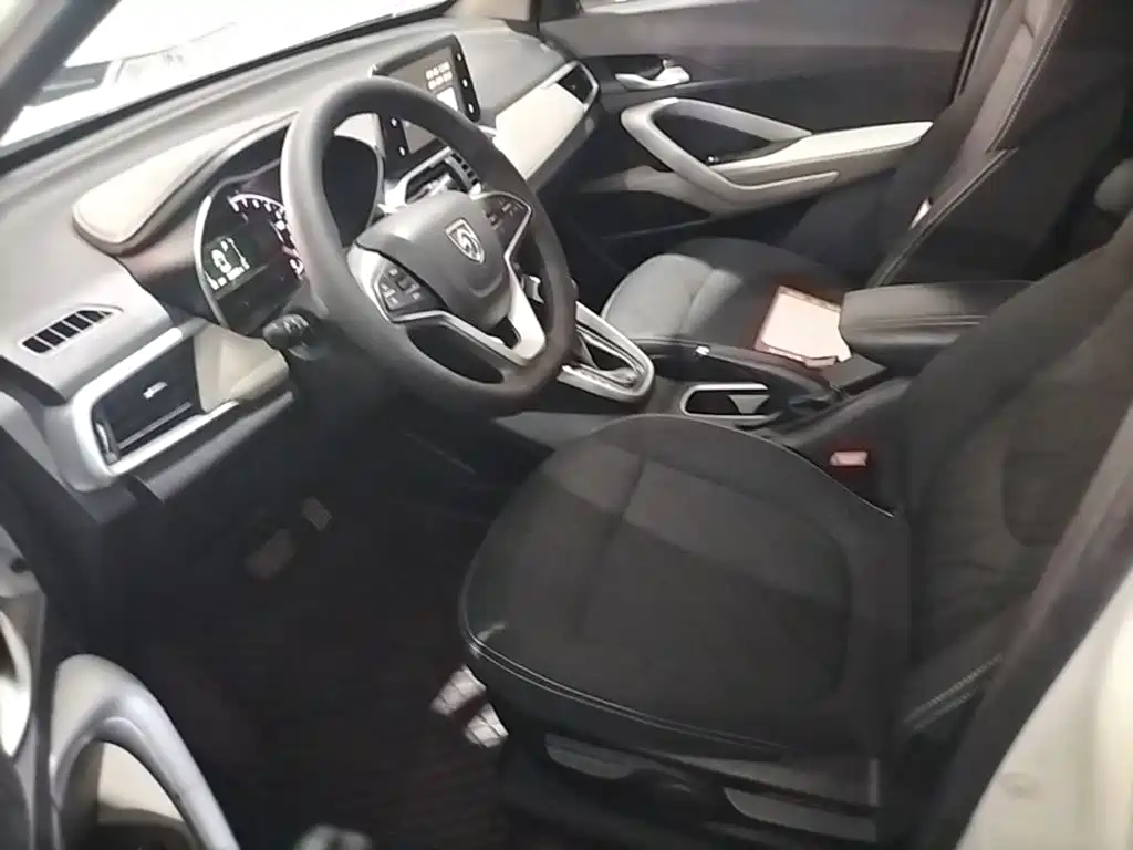 Baojun 510 2020 2019 1.5L CVT Joy Edition China VI