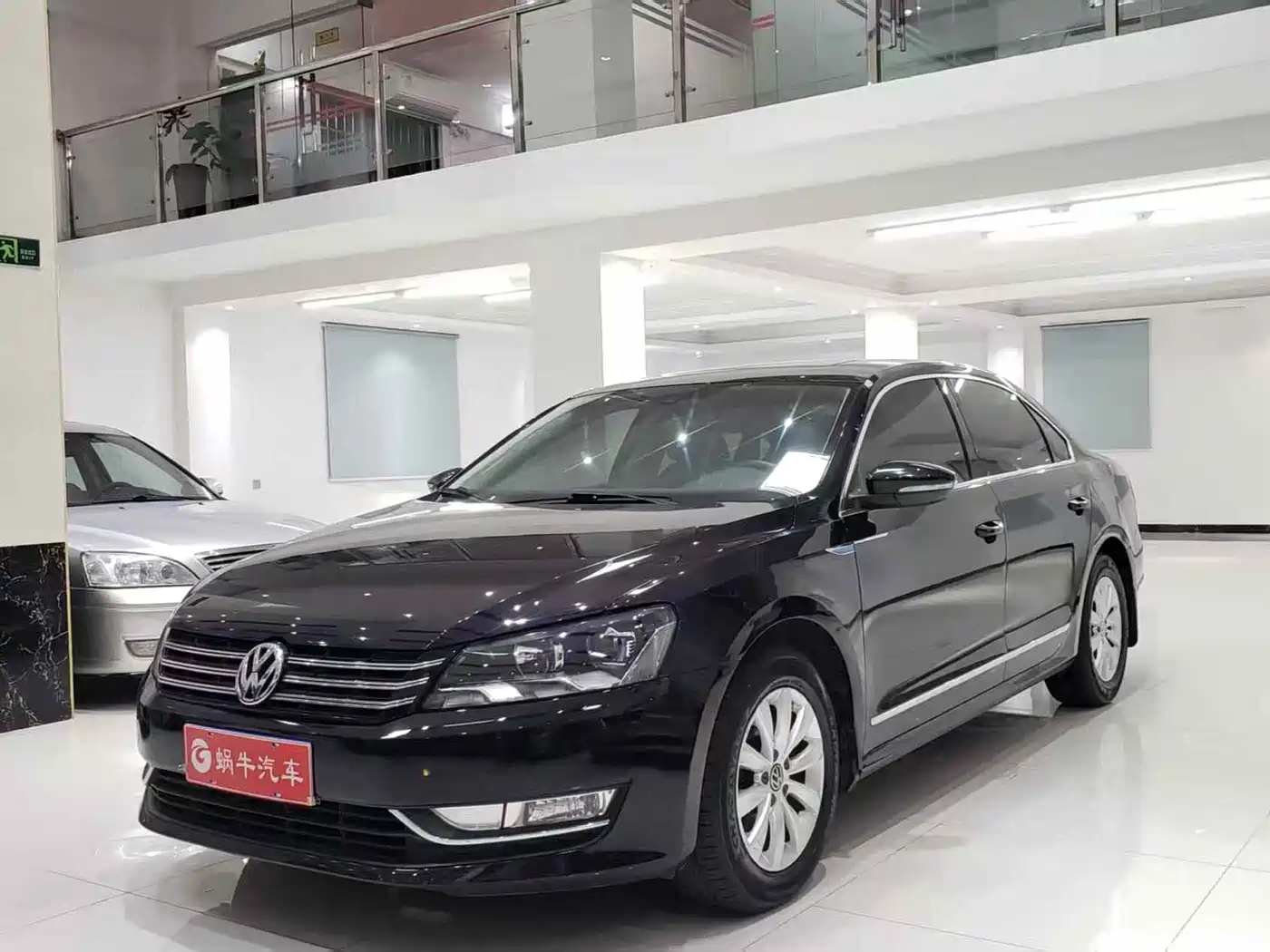Фото 1 - Volkswagen Passat
