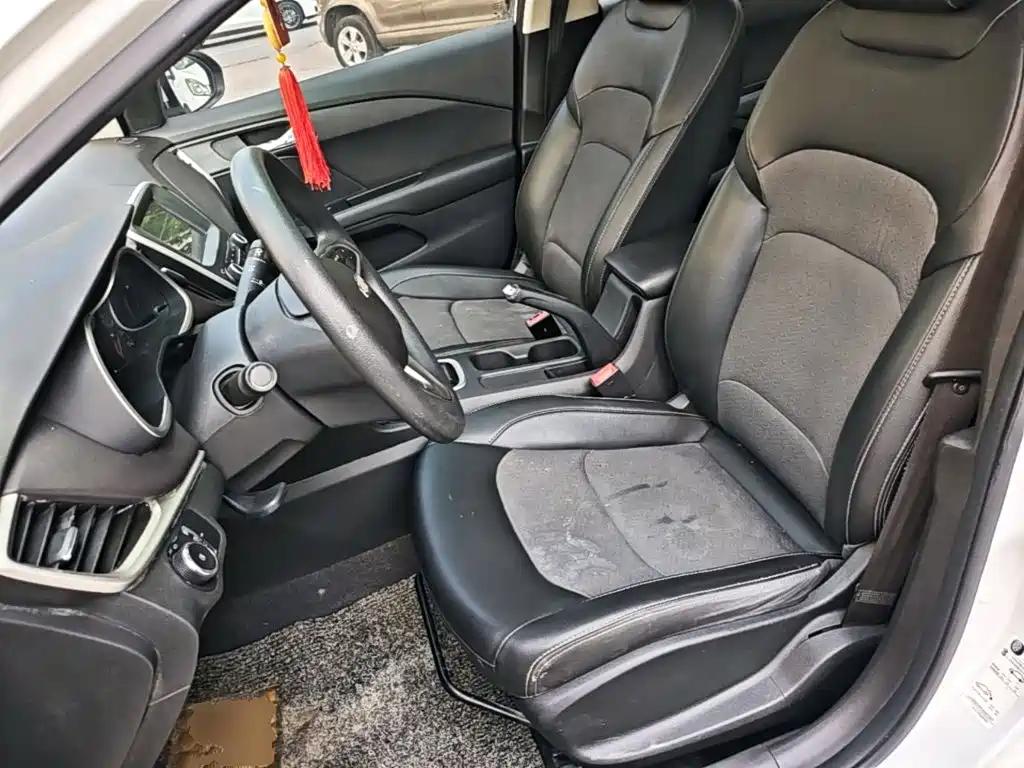 Photo 15 - Chevrolet Cavalier