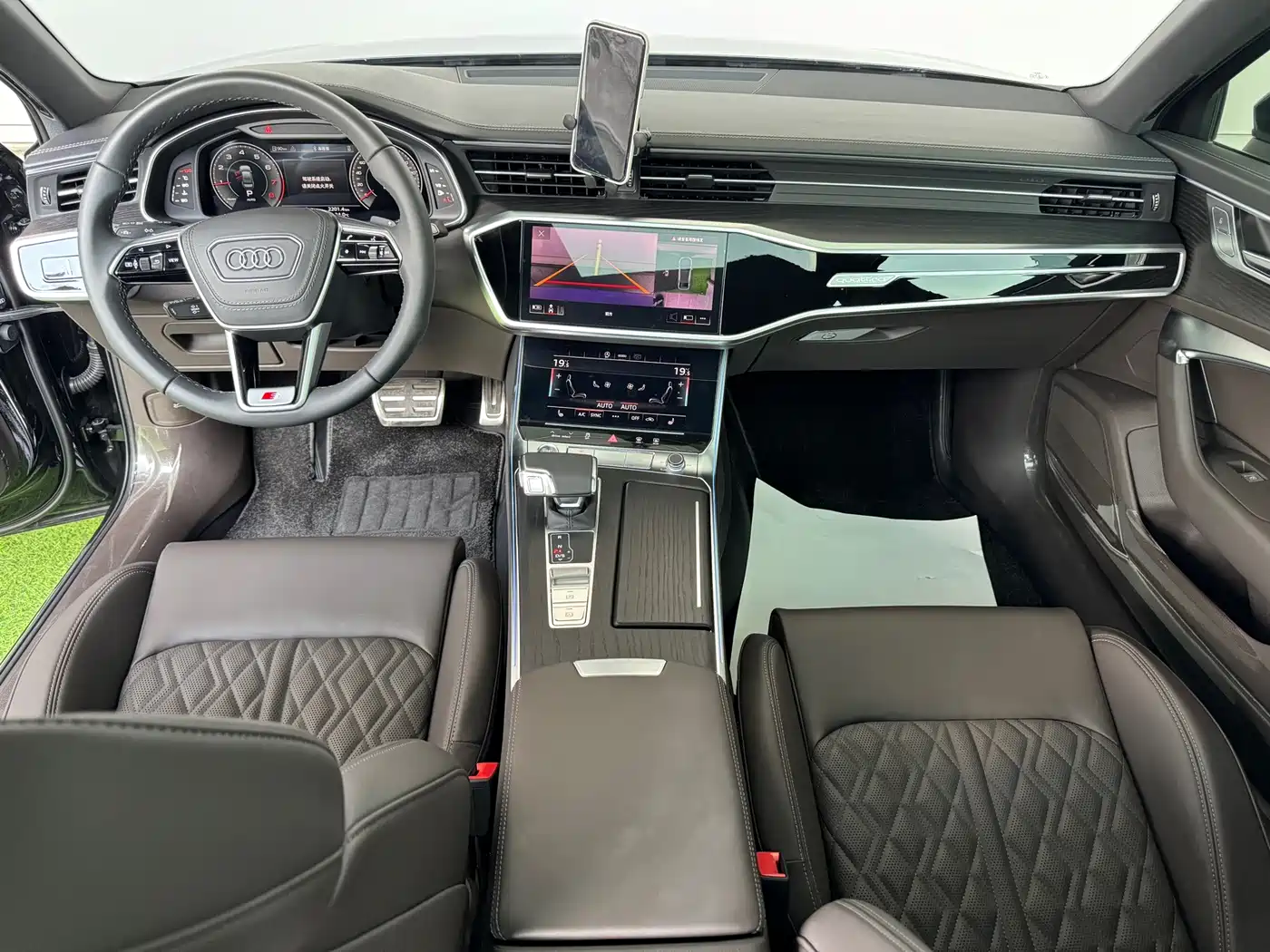 Audi A6L 2026 2026 Model Year 45 TFSI quattro Premium Dynamic