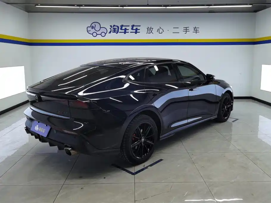 CHANGAN UNI-V