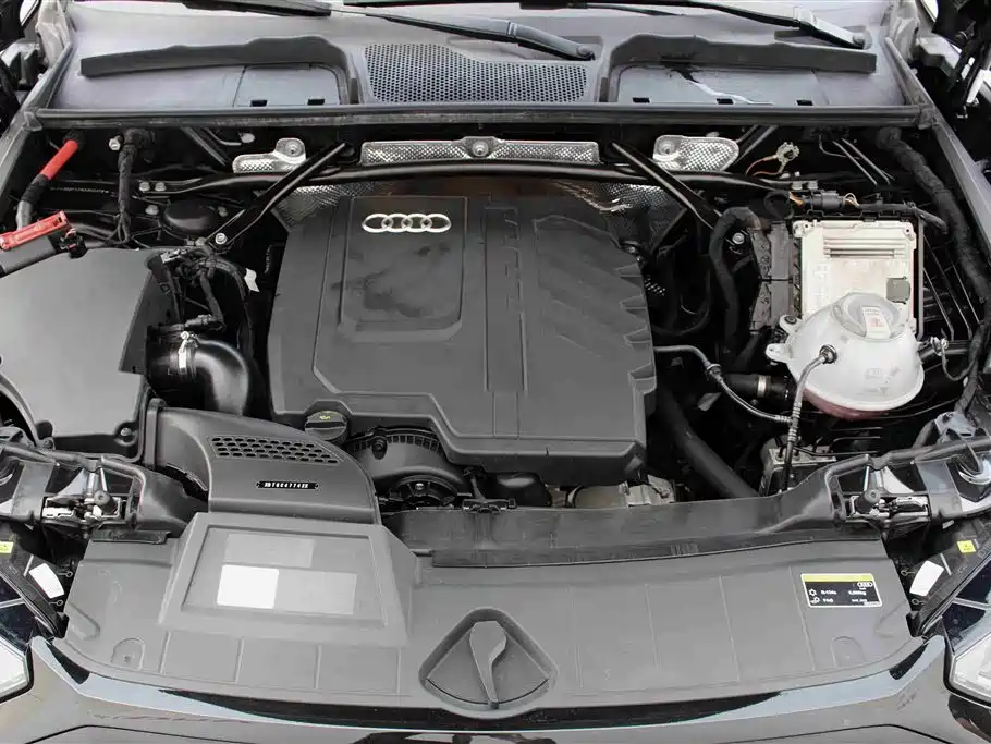 Audi Q5L 2024 Model 40 TFSI Luxury Dynamic фото 14