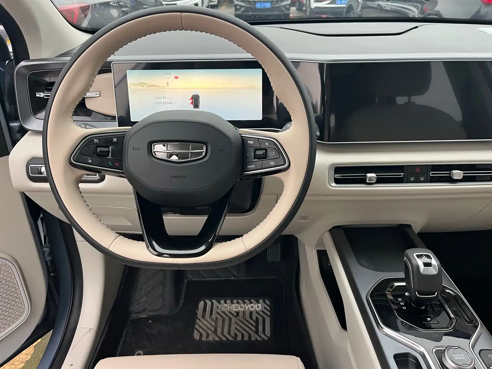 Фото 6 - Geely ICON
