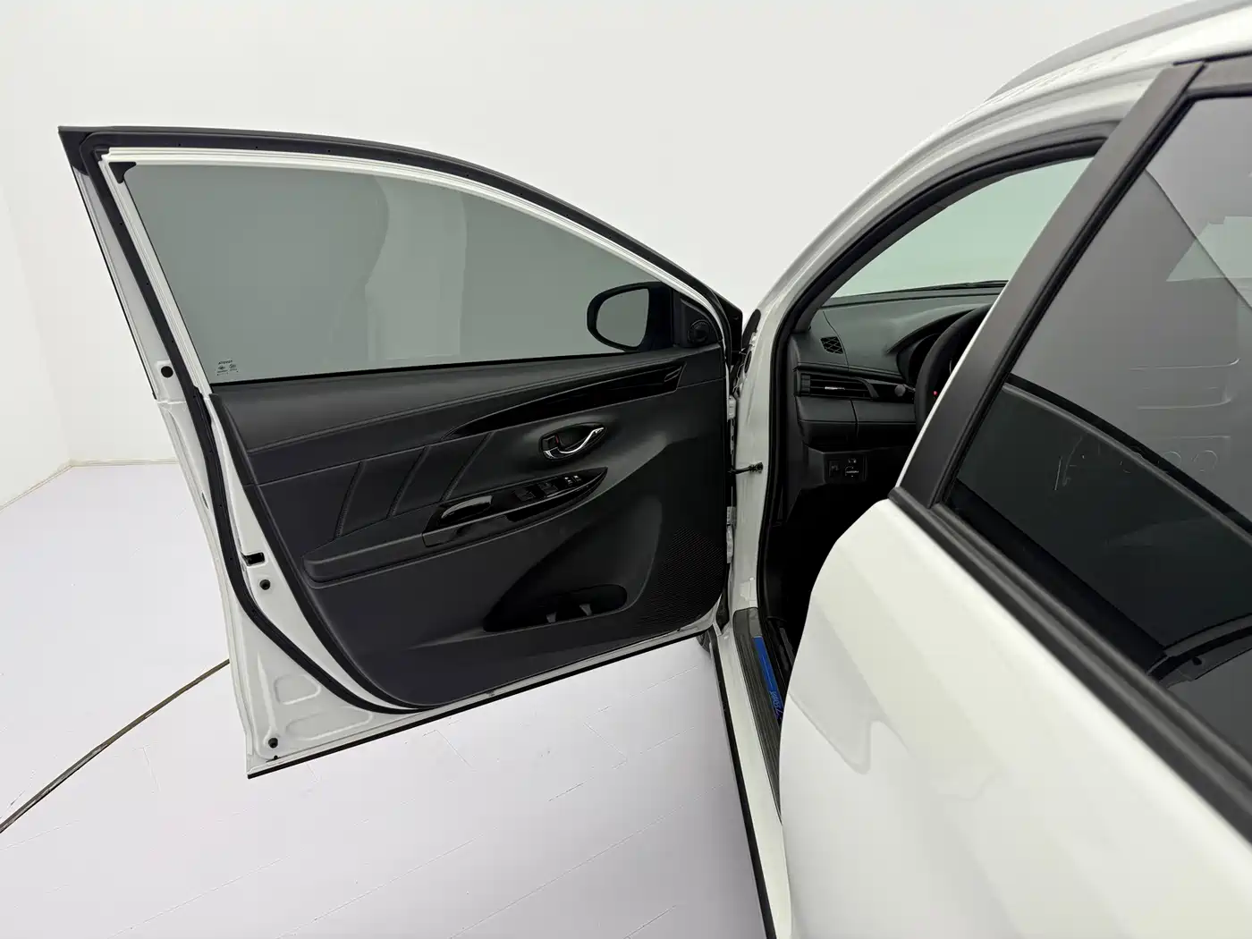 Toyota Yaris, миниатюра 11