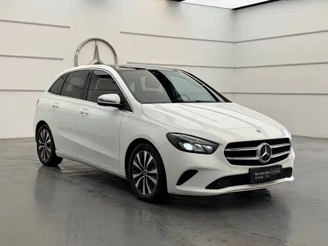 Mercedes-Benz B-Class 2022 B 200 Dynamic — фото 4