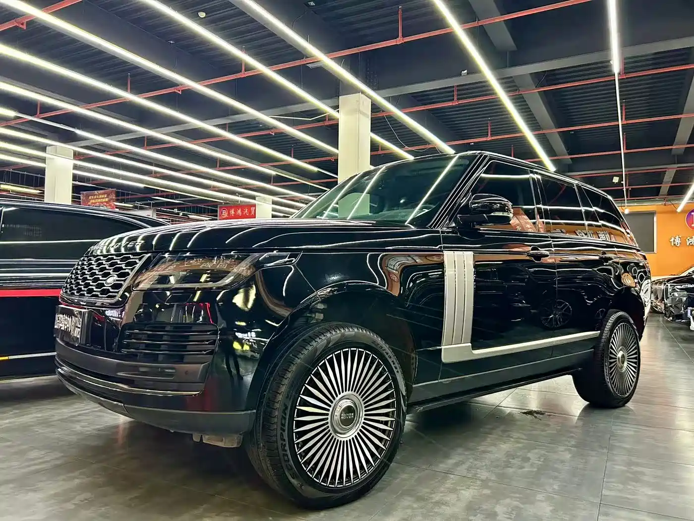 Land Rover Range Rover 2019 3.0 SCV6 Heritage Edition