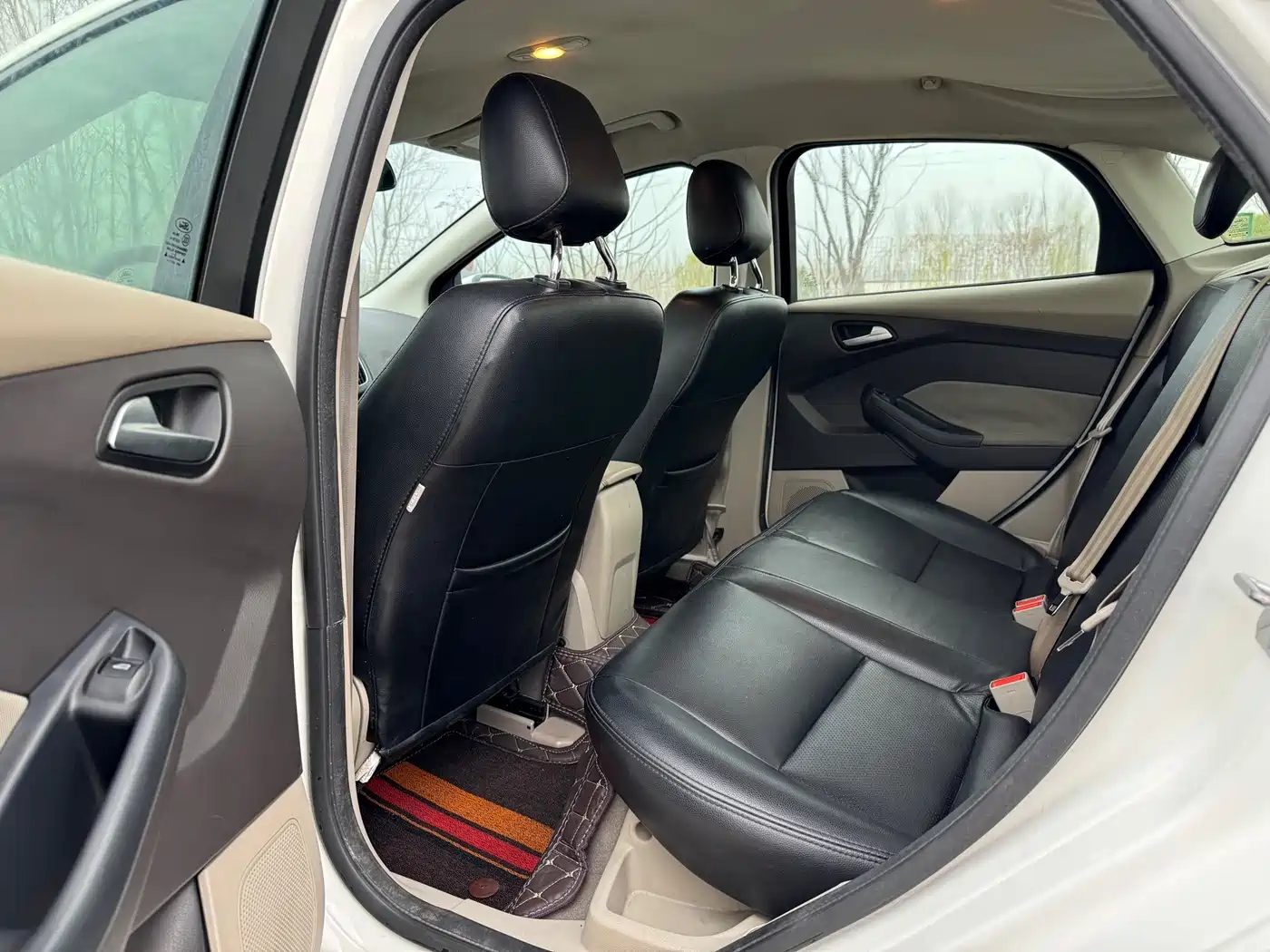 Ford Focus 2014 2012 Sedan 1.6L Manual Comfort