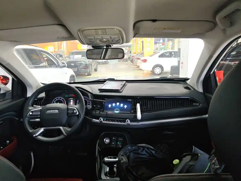 Haval H2s 2018 2017 Model Red Label 1.5T DCT Comfort