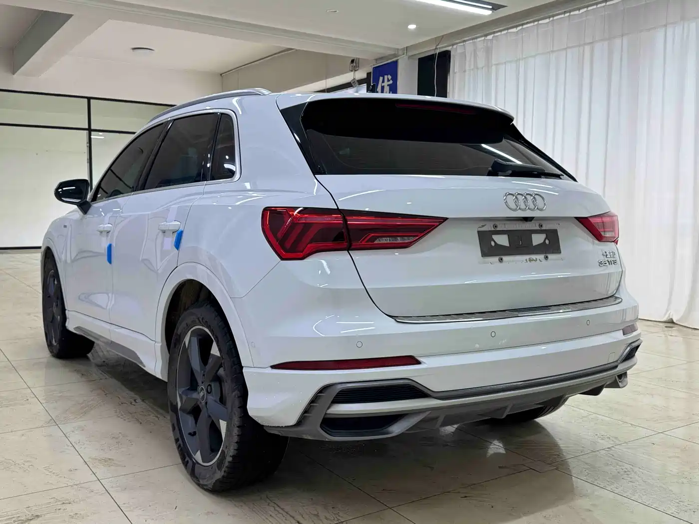 Audi Q3 2022 35 TFSI Fashion Dynamic фото 4