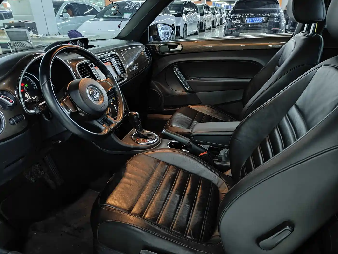 Volkswagen Beetle 2013 1.4TSI Comfort фото 9