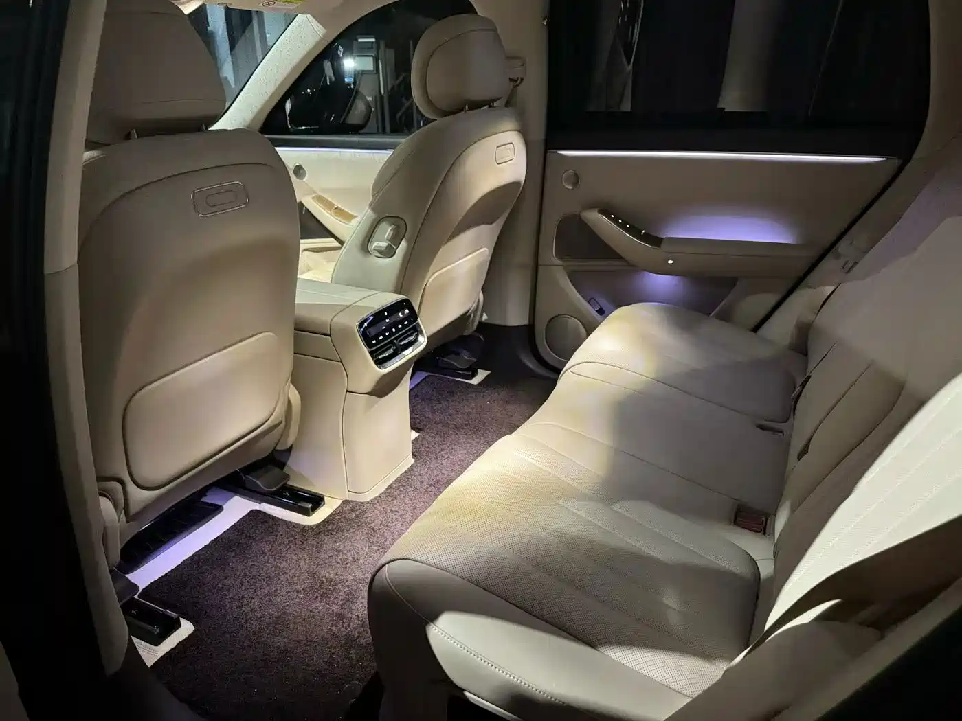 Aito M7 2026 2026 Extended Range Max Long Range Edition 5-Seater