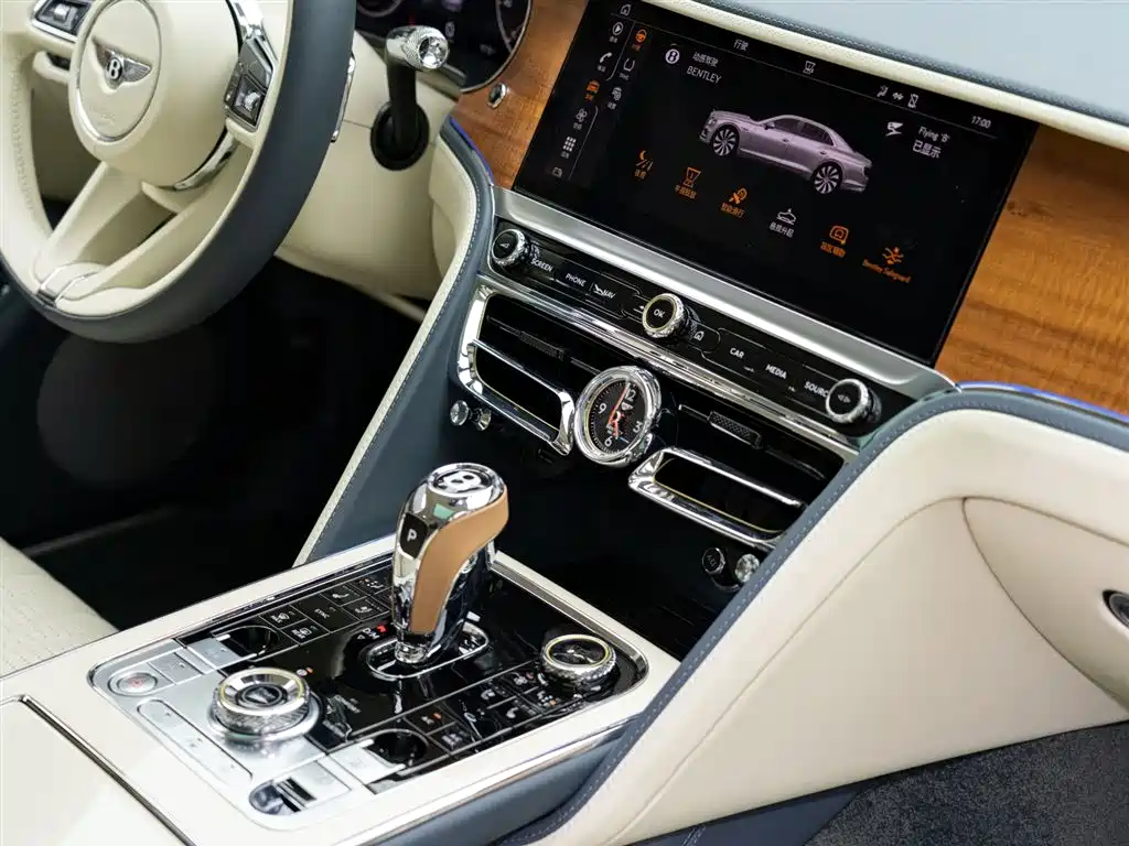 BENTLEY FLYING SPUR PLUG-IN HYBRID