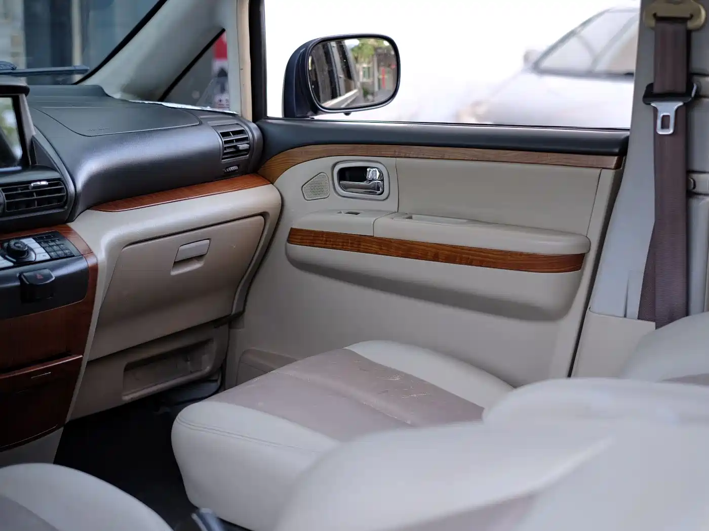 Dongfeng Yuxuan 2008 2007 2.5L Automatic Flagship Edition