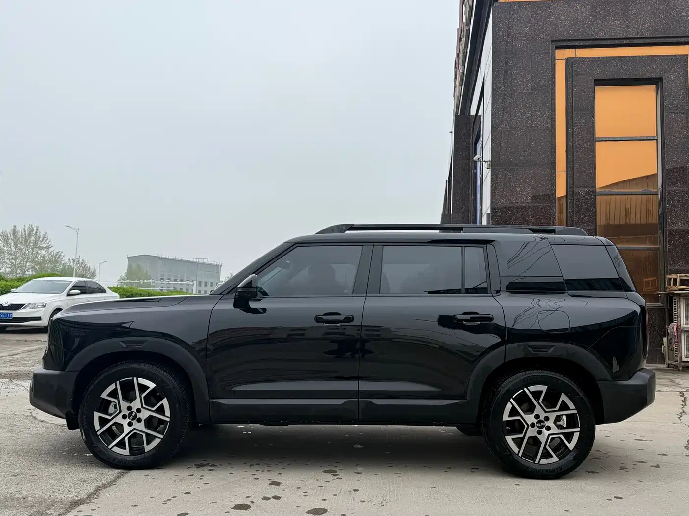 BAIC ORV Beijing Off-Road BJ30 2026 Traveller 1.5T Hybrid Standard Edition фото 7