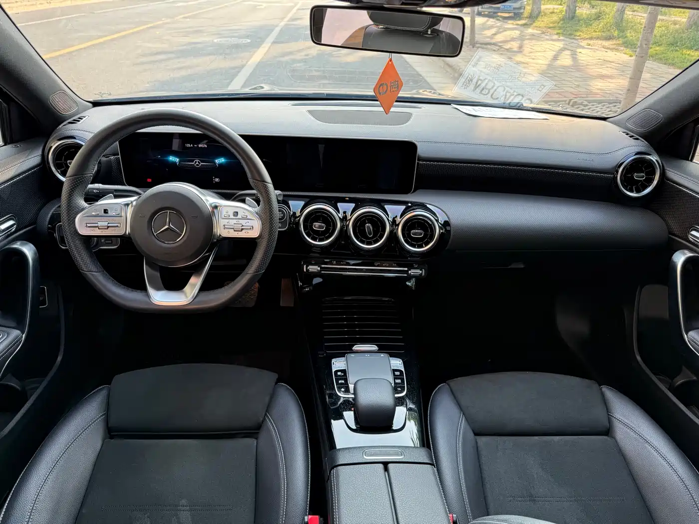 Mercedes-Benz A-Class 2019 A 200 L Sport Sedan фото 5