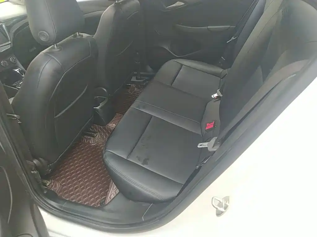 Фото 17 - Buick Excelle