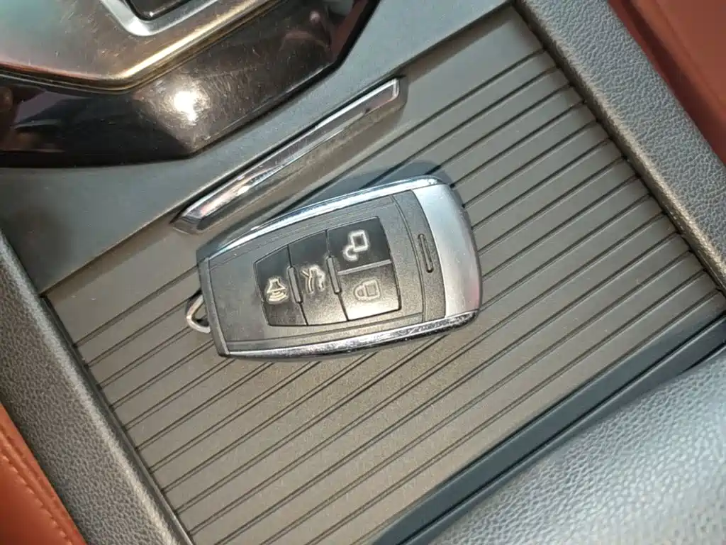 Фото 9 - BAIC Senova D50