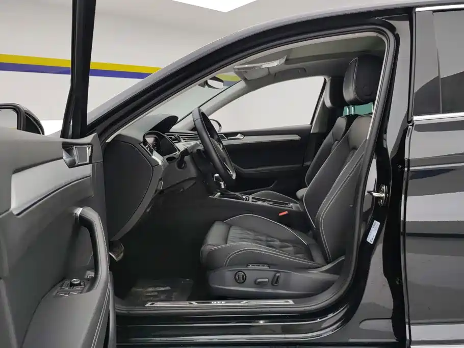 Volkswagen Magotan GTE Plug-in Hybrid 2024 2022 GTE Premium