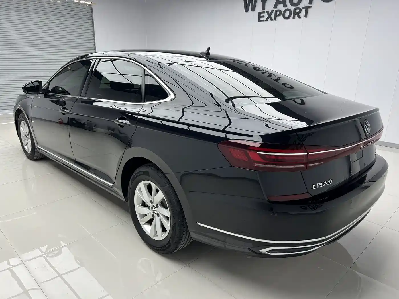 Volkswagen Passat 2022 280TSI Business Edition фото 4