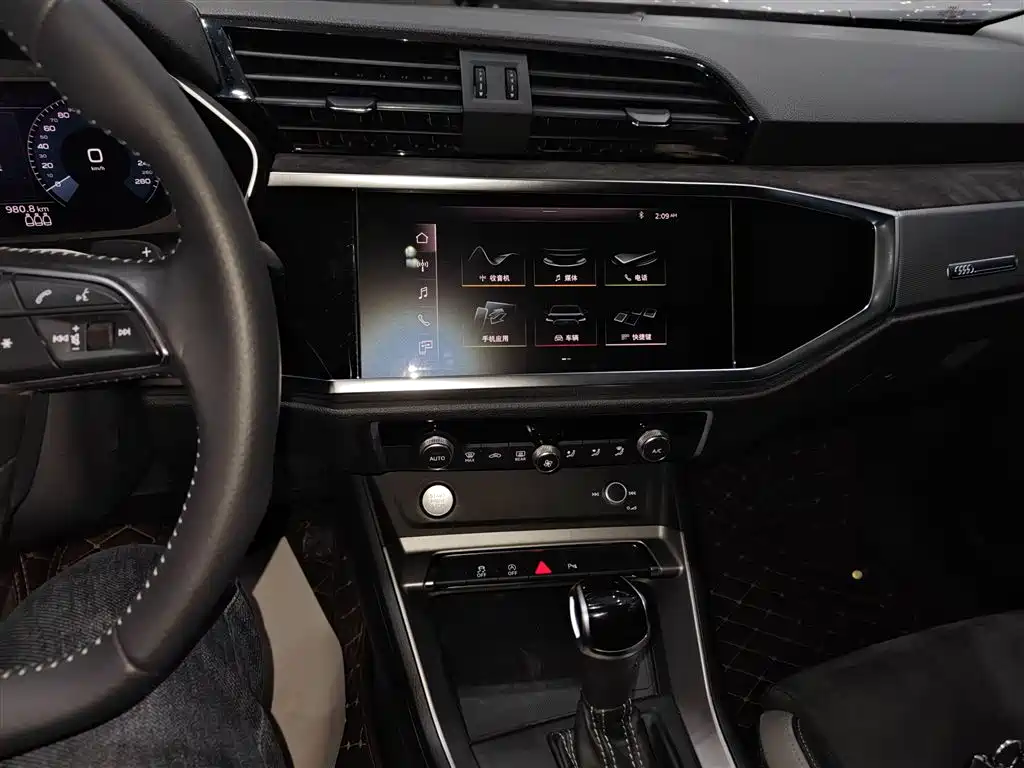 Audi Q3 2019 35 TFSI Fashion Sport фото 5