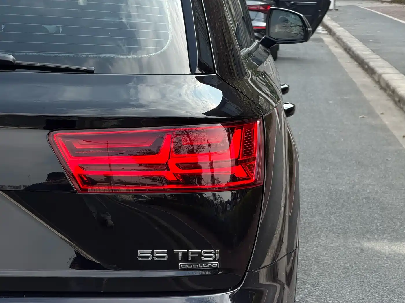 Audi Q7 2019 55 TFSI S line Sport фото 10