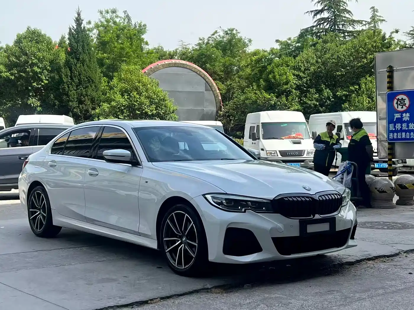 BMW 3 Series 2021 320Li M Sport Package фото 3