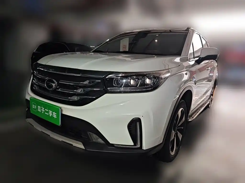 GAC Trumpchi Trumpchi GS4 2018 235T Automatic 2WD Luxury Smart Connect Million Commemorative Edition фото 2