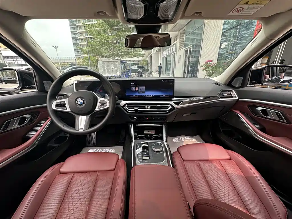 BMW 3 Series 2024 325Li M Sport Shadowline Package фото 16